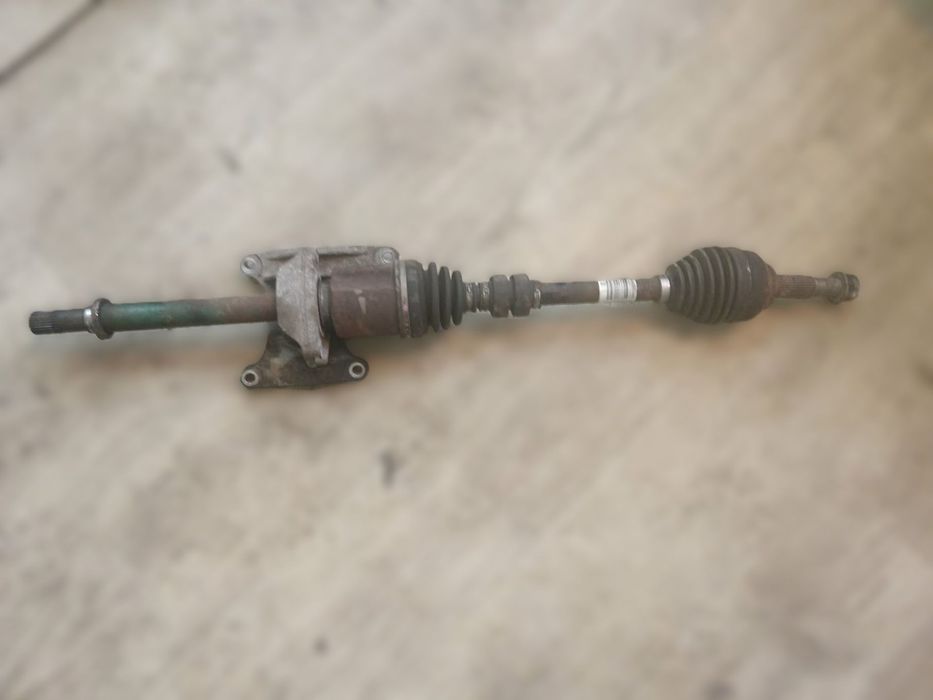 PLANETARA DREAPTA FATA NISSAN QASHQAI J10 2007-2013 2.0 BENZINA 39100BB22C