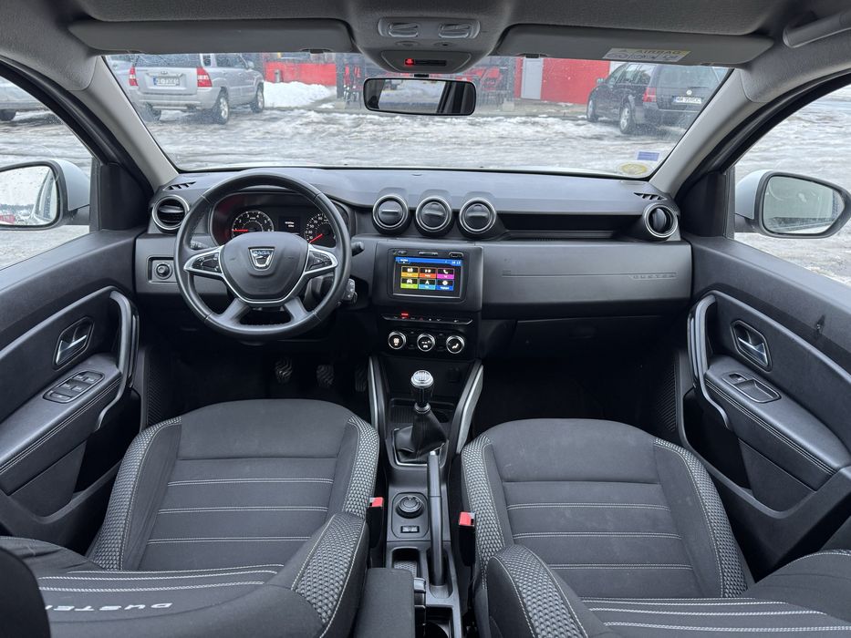 Dacia duster 1.5 diesel 4x4 an 2021 stare impecabila