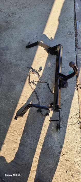 Теглич Оригинален за Рено Меган сценик / Renault Megane  Scenic