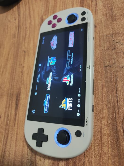 Trimui Smart Pro - consola portabila cu  emulatoare