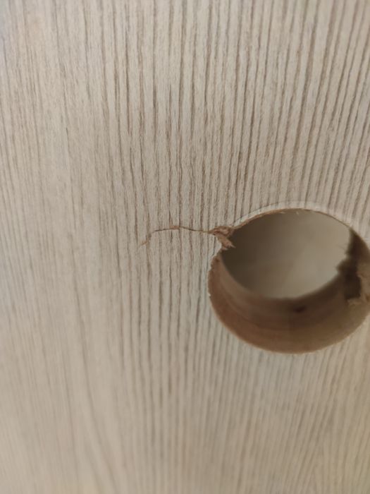 Продам двери межкомнатные.