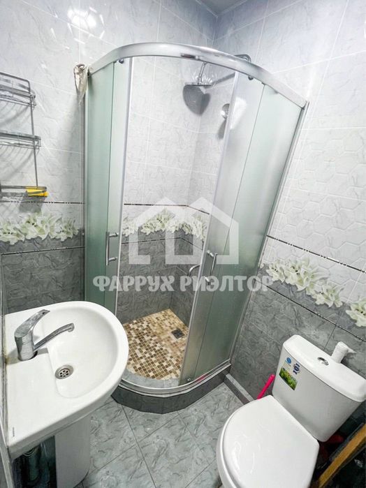 2/3/4 2х6 кирпич раздельные комнаты Буюк Ипак Йули Гостиница Саехат