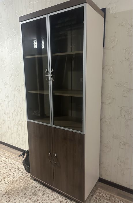 Офисный шкаф,в новом состоянии