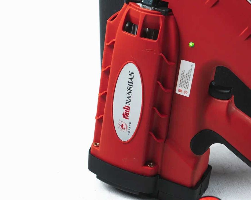 Монтажный пистолет
ША