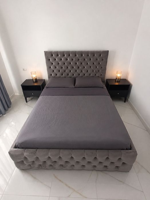 Dormitor Complet: Pat Catifea 160x200 + Saltea Dormeo + 2 Noptiere