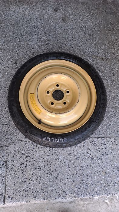 Гума патерица Хонда размер 135/70/15 dunlop