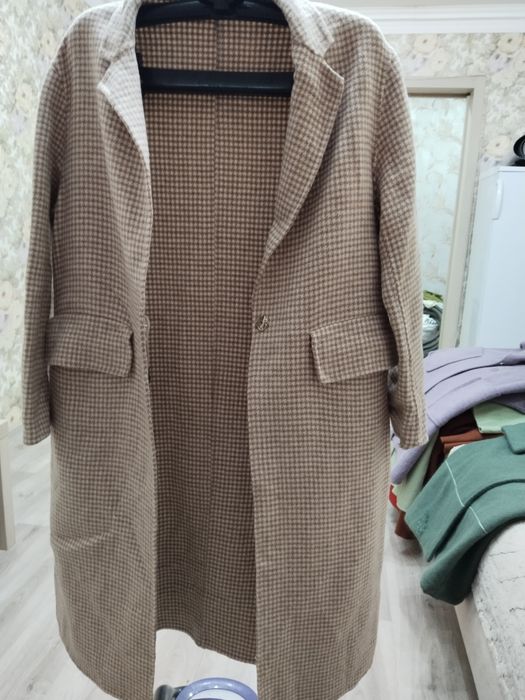 Продам пальто размеры разные