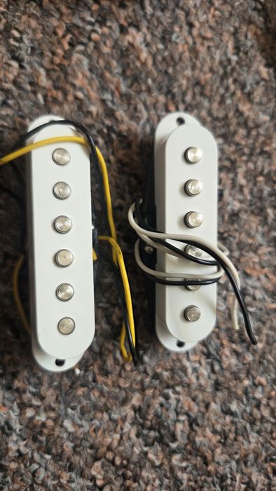 Doze chitara Fender style