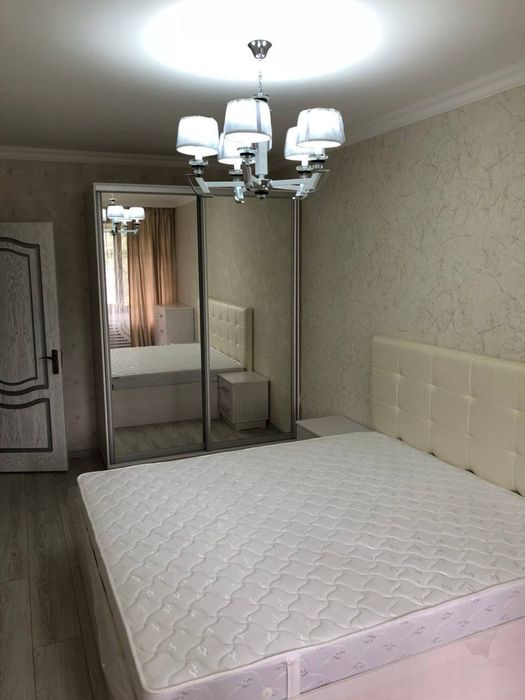 3 ком. Квартира на Ц-1, 75 м2. Ор-р: кафе Бибигон