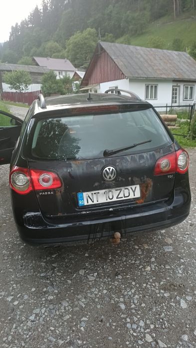 Vând Volkswagen Passat "prețul nu e negociabil"