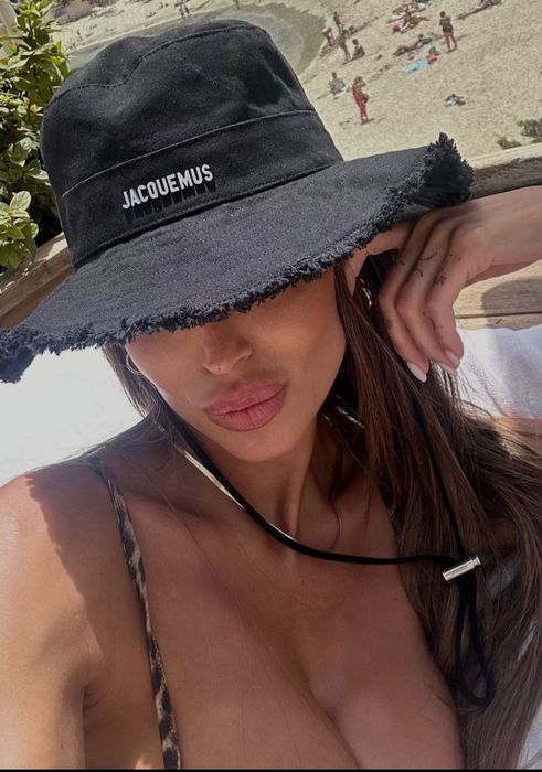 Шапки Jacquemus Alo