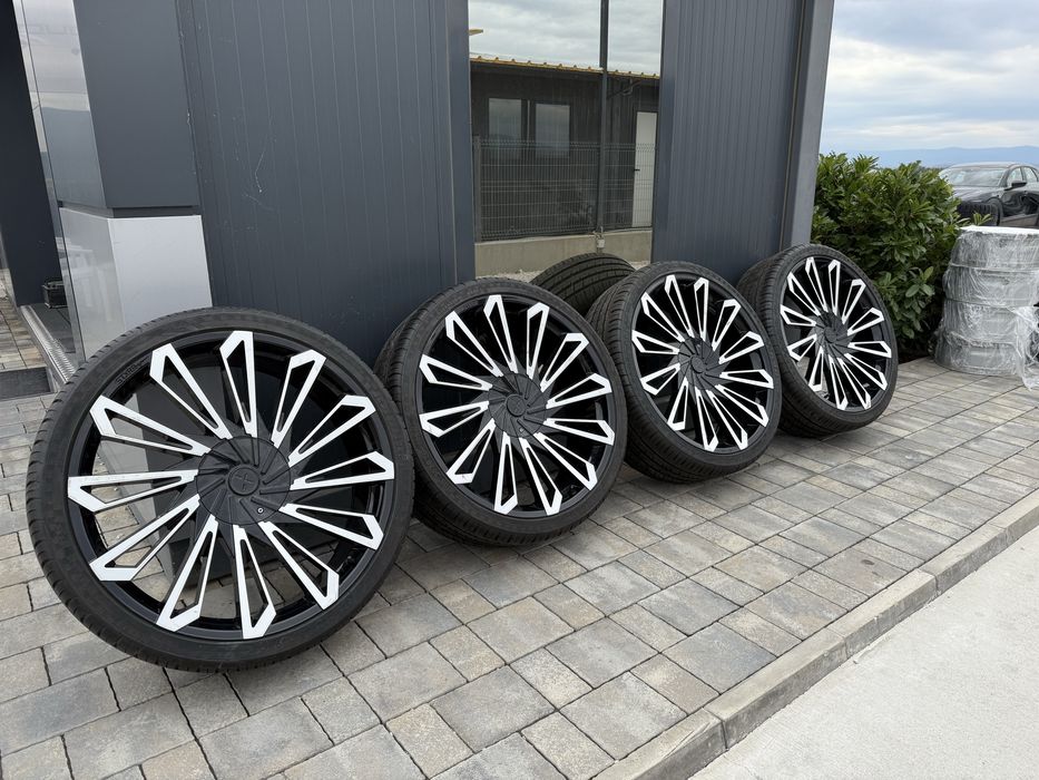 Джанти с гуми 26 цола за CADILAC ESCALATE 12 дупки 305/30/26