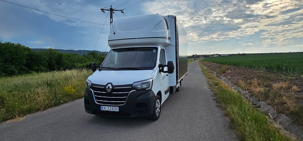 Renault  Master Cu Lift Hidraulic 10 pal 2021  Dețin 2 Buc