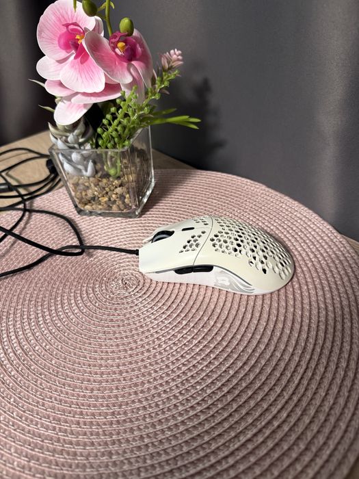 Mouse Glorious model o