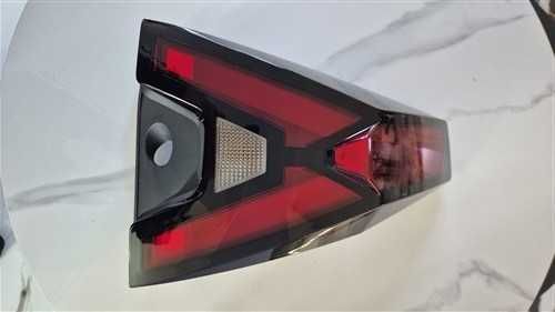 Lampa Stop dreapta spate pe aripa Dacia Bigster an 2024 cod 265501811R