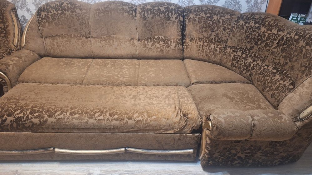 Диван раскладной с креслом