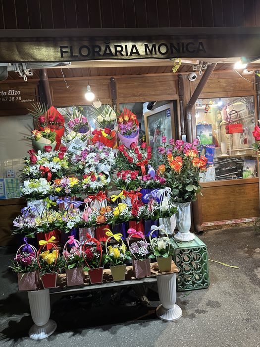 Vand chiosc florarie Calea Bucuresti
