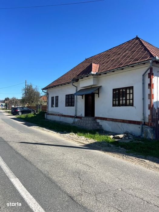 Casa  in Comuna Corbi, Arges – ideala pentru afacere