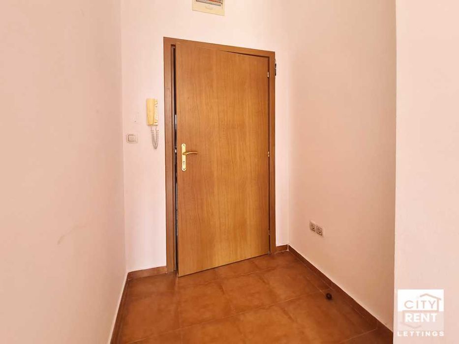 Дава се под наем Офис в Велико Търново, Център - 55 кв.м за 280 € - Снимка #5