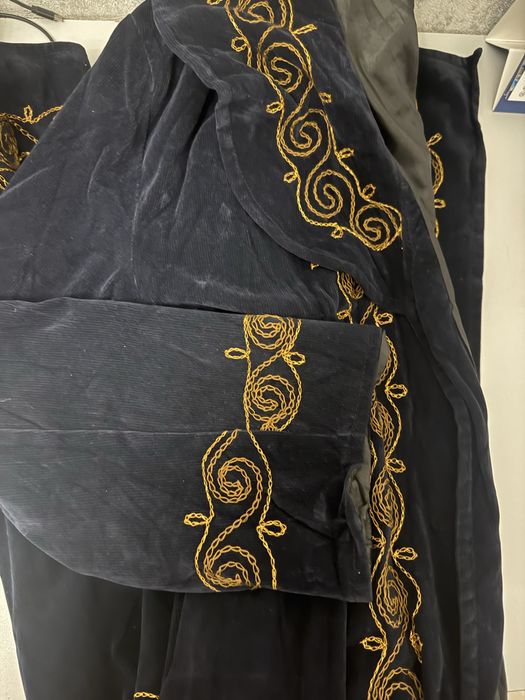 Шапан и жилетка продам