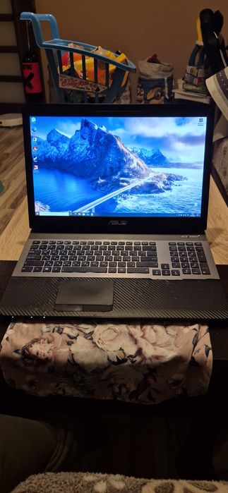 Asus ROG G75VX  .