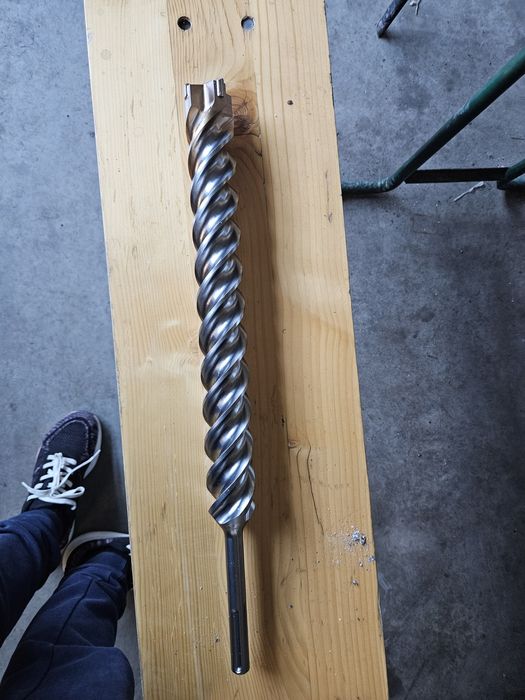 Bulghiu de beton 52 ×570