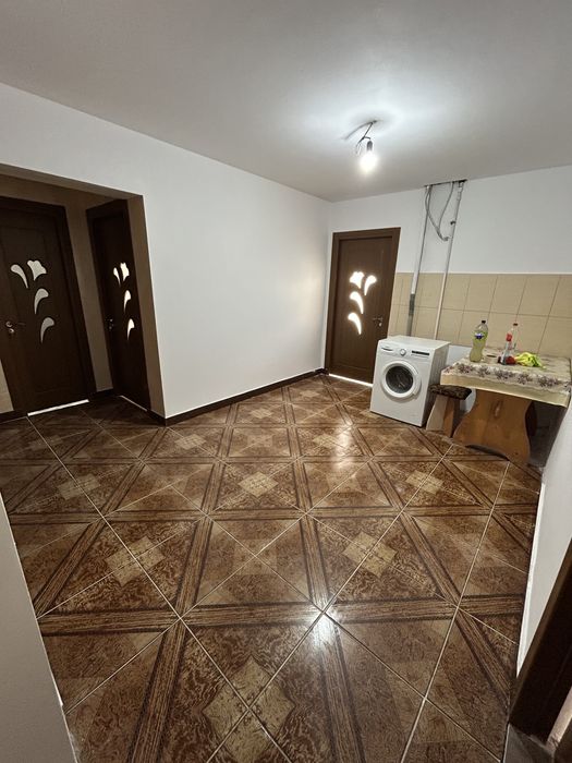 Vând apartament cu 2 camere