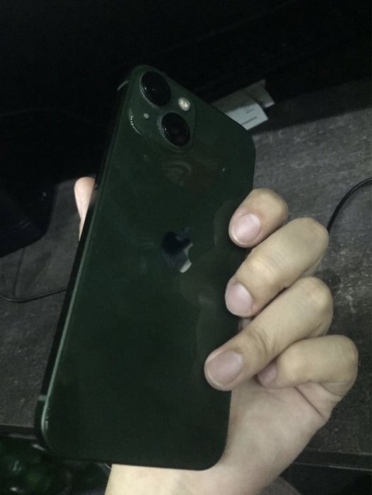iPhone 13 Айфон