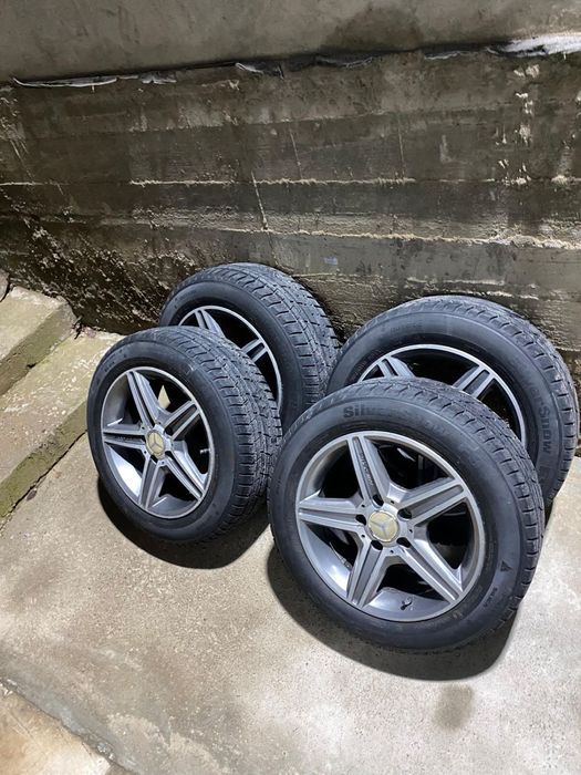 Диски АМГ 16 размера состояние хорошое с покришками лета зима