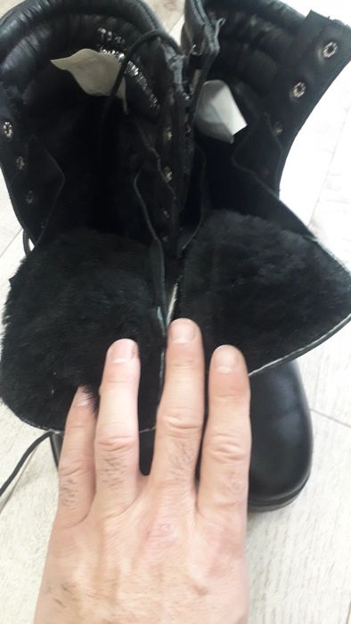 (Берцы) Ботинки с высоким берцем.