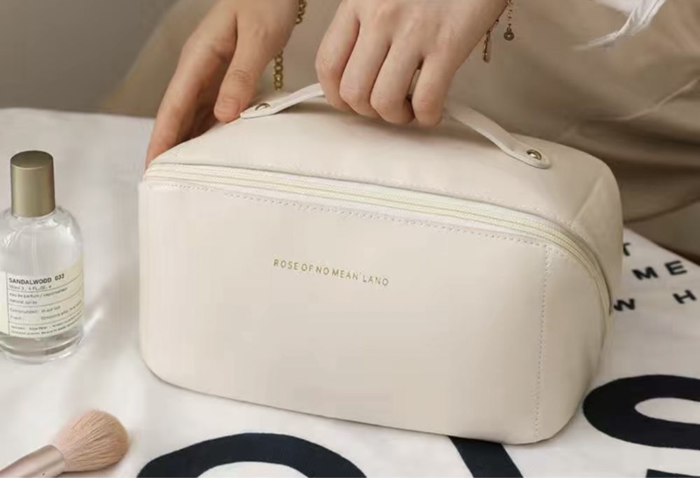 Продам косметичку