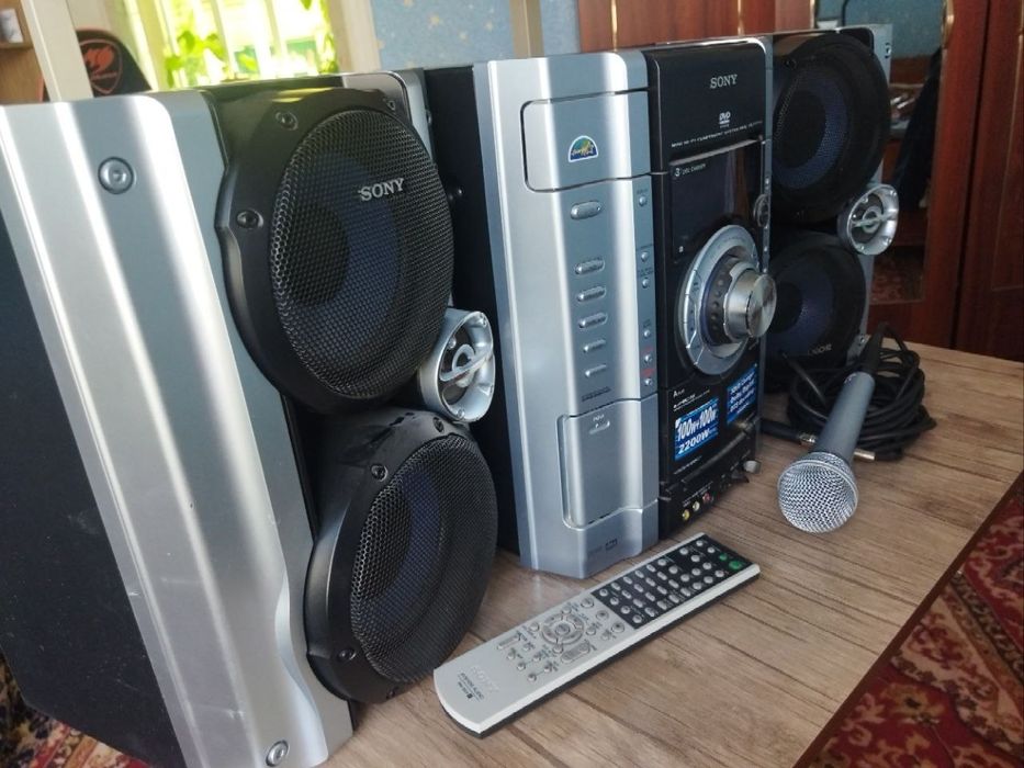 музыкальный  центр SONY MHG-RV777d