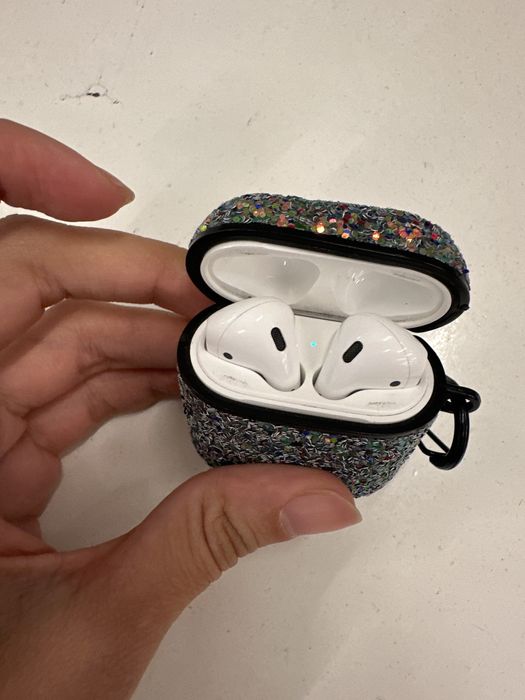 Airpods оригинал
