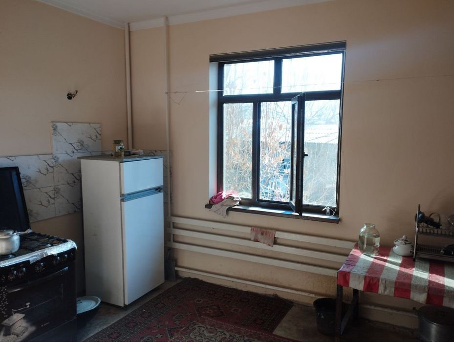 Baytqorgon hovli sotiladi