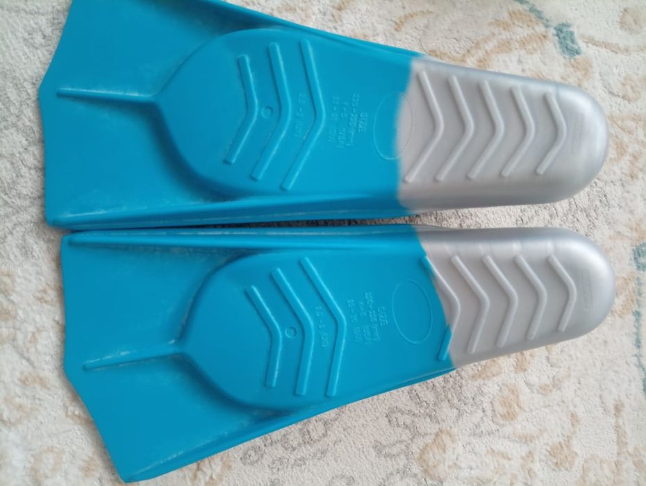 Ласты , доска ,колобашка