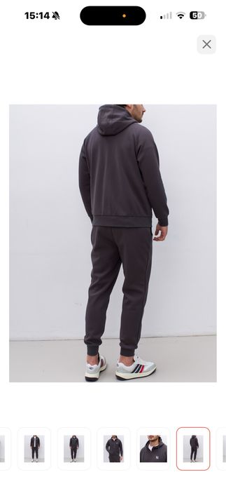 Спортивный костюм