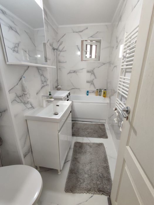 Vand apartament 2 camere sau schimb cu 3 camere + dif