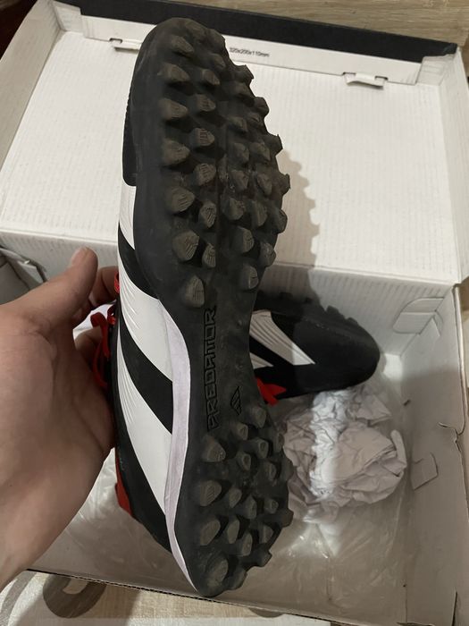 Сороконожки Adidas Predator