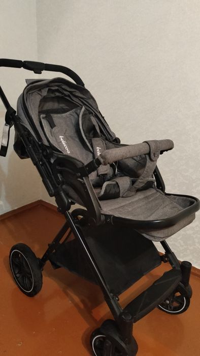 Продам коляску детскую