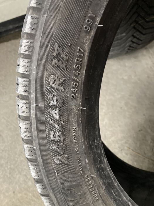 Michelin set 2 buc  245/45 R 17 Dot 2018
