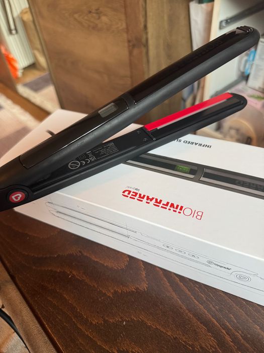 Преса за коса Upgrade UG90E