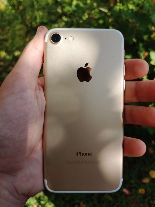 iPhone 7 gold 128