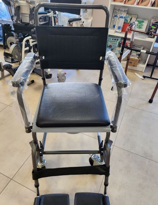 Комбиниран тоалетен стол