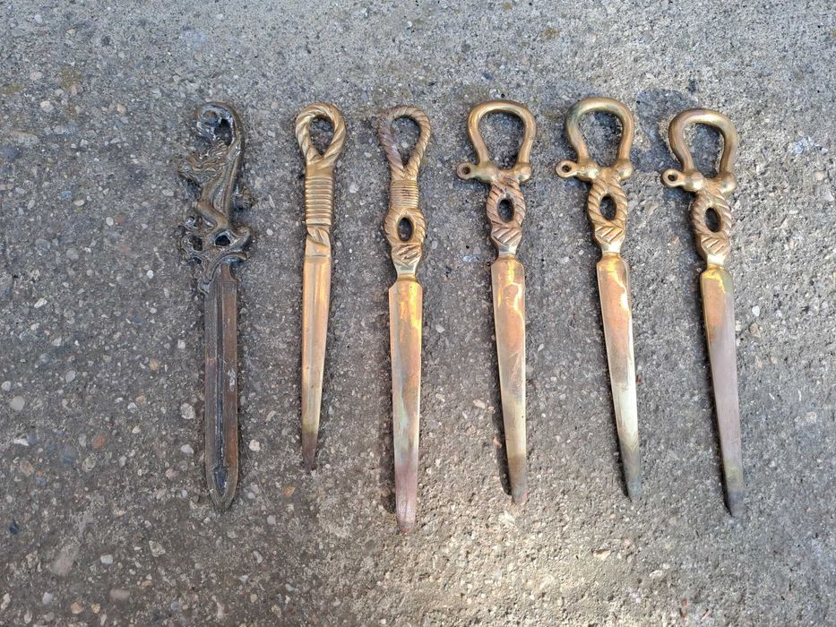 cutit scrisori bronz 22 cm