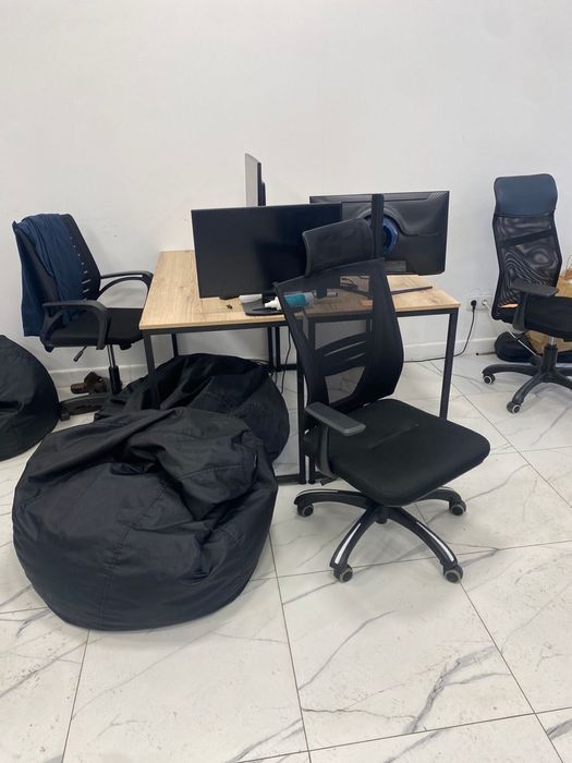 столы и кресла для офиса