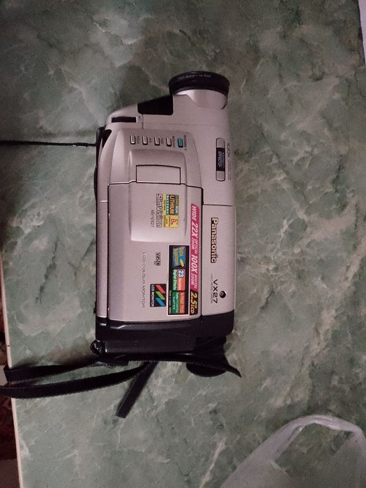 Продам камеру Panasonic VX 27