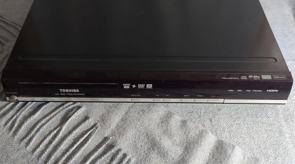 Двд Toshiba D-R400 DVD Recorder Tunerless 1080p