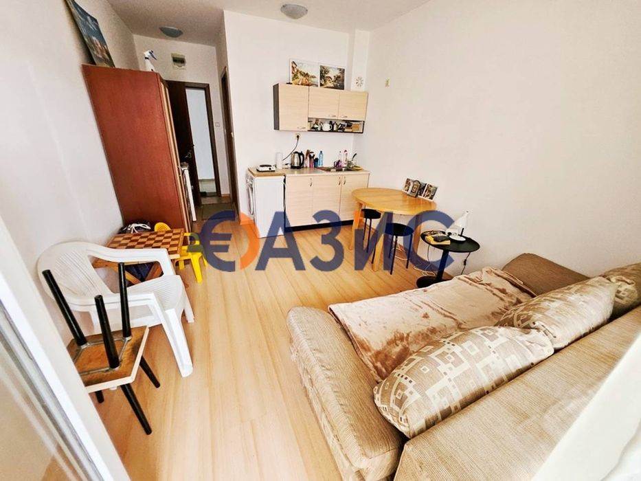 Продава се Едностаен апартамент в к.к. Слънчев бряг - 28 кв.м за 1250 €/кв.м - Снимка #12
