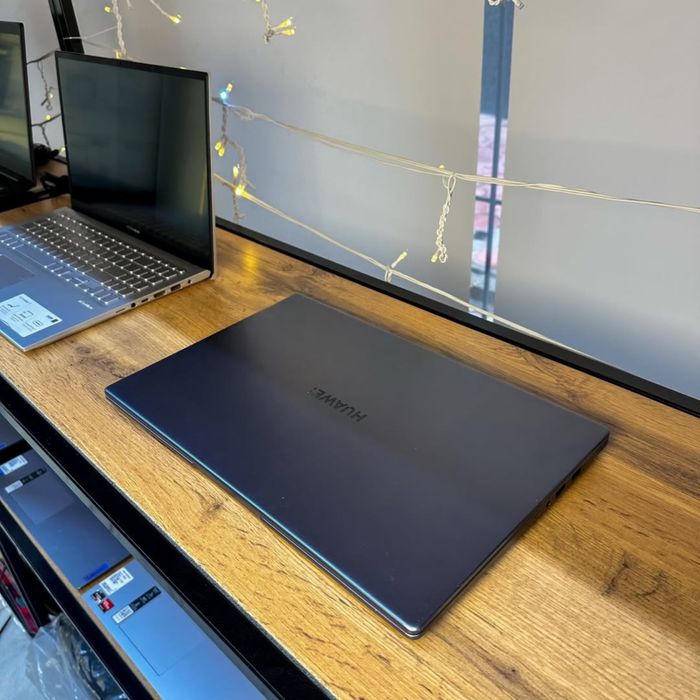 Ноутбук для учебы Huawei MateBook