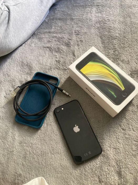 Iphone Se 2020 года